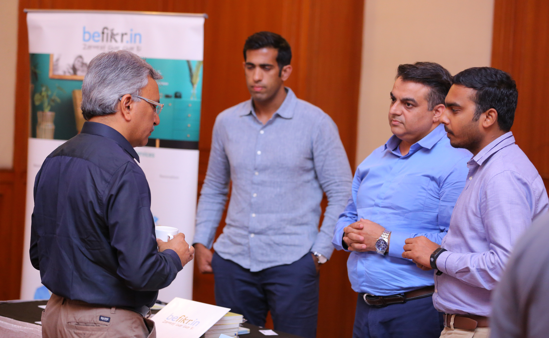 Guests interacting with Entrepreneurs